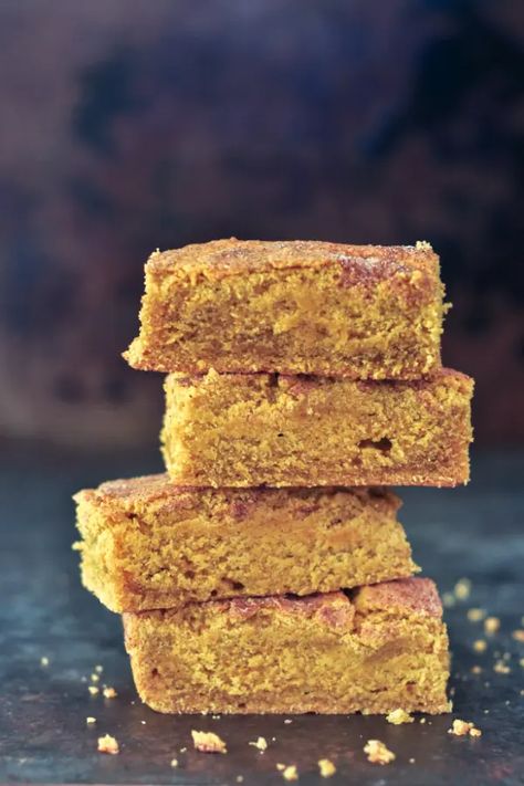 Pumpkin Blondies Gluten Free, Gluten Free Pumpkin Blondies, Vegan Pumpkin Bars Recipe, Blondies Gluten Free, Pumpkin Blondies Recipe, Gluten Free Pumpkin Desserts, Gluten Free Pumpkin Bars, Pumpkin Blondies, Vegan Blondies