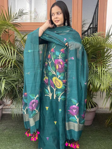 Kalakriti : Beautiful Hand Woven Muslin Jamdani Kurta Fabric & Dupatta set Jamdani Suits, Jamdani Kurta, Jewellery Indian, Indian Crafts, Unstitched Suits, Dupatta Set, Indian Textiles, Embroidery Ideas, Dress Material