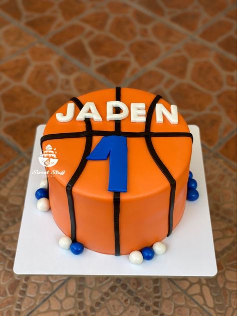 Basketball Birthday Cake, Basketball Theme Birthday, Cake Designs For Boy, Basketball Cake, Basketball Birthday, Birthday Cake Ideas, Themed Birthday Cakes, Bday Cake, Cake Gallery