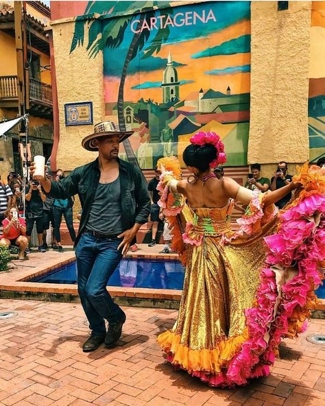 Cartagena,  Colombia Latino Aesthetic, Latina Culture, Latin Party, Latina Aesthetic, Colombian Culture, Trip To Colombia, Festival Aesthetic, Spain Culture, Hispanic Culture