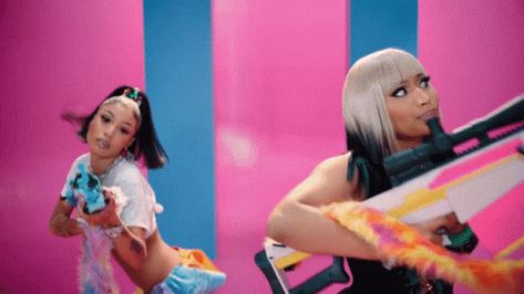 Barbz Nicki Minaj Aesthetic Gif, Discord Banners Nicki Minaj, Baddie Gif, Old Nicki Minaj, World Gif, Nicki Minaj Wallpaper, Kawaii Icons, Nicki Minaj Barbie, Coi Leray