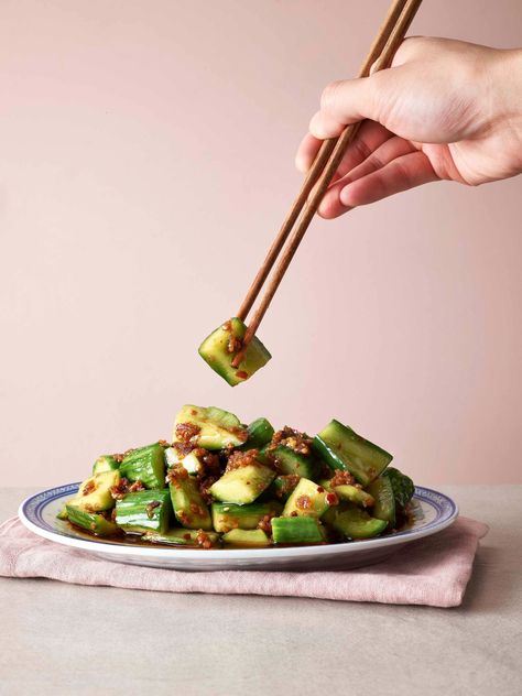 Smash cucumber salad - Modern Chinese — Lazy Sunday Club Green Beans Steamed, Chinese Cucumber Salad, Blanched Green Beans, Smashed Cucumber Salad, Blanching Green Beans, Chilli Oil, Broad Beans, Raw Garlic, Broad Bean