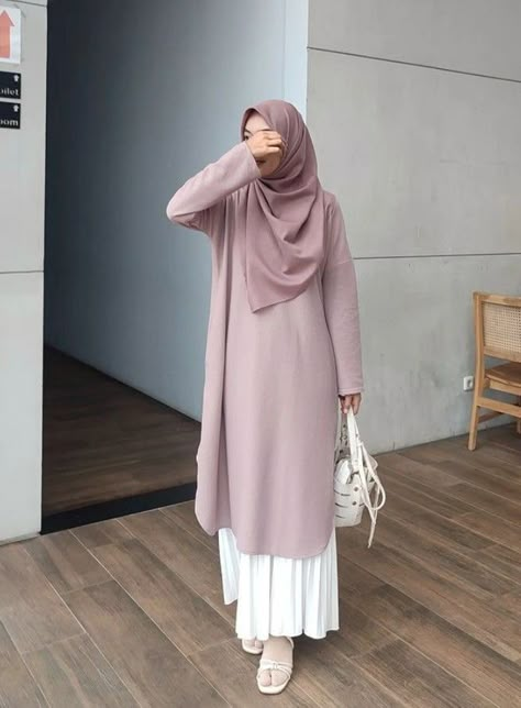 Tunik Hijab Style, Syar'i Style, Ootd Syari, Muslimah Fashion Casual, Hijab Syar'i, Moslem Fashion, Muslimah Outfit, Muslim Outfits Casual, Mode Abaya