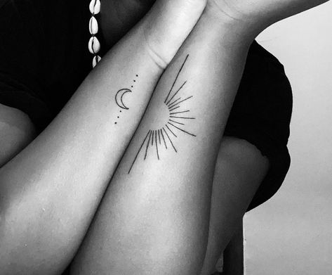 Tattoo moon and sun. Sunrise tattoo #zicxa-photos #zicxa #images #background #wallpaper #freepik #shutterstock #VN Half Sun Forearm Tattoo, Sun Forarm Tattoos, Sunshine Arm Tattoo, Womens Boho Tattoos, Sun Moon Elbow Tattoo, Sunrise Arm Tattoo, Sunrise Line Tattoo, Horizontal Line Tattoo, Simple Boho Tattoos