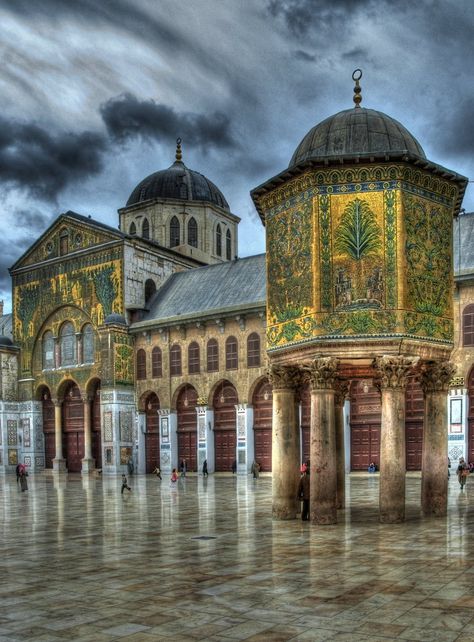 Umayyad Mosque, Madagascar Travel, Qatar Travel, Greenland Travel, Lithuania Travel, Syria Damascus, Islamic Art Canvas, Jordan Travel, Georgia Travel