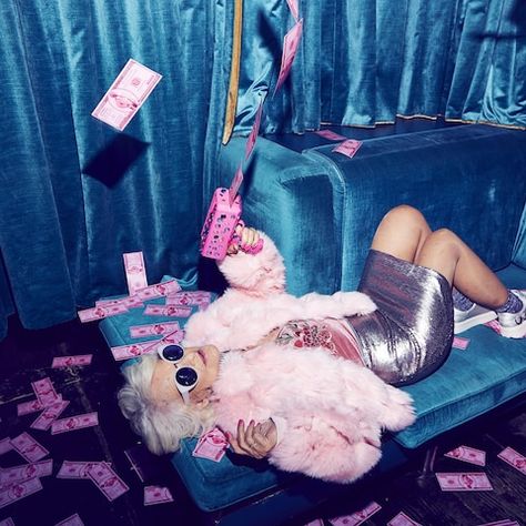 Baddie Winkle in the Missguided campaign Baddie Winkle, Types Of Aesthetics, High Fashion Jewelry, Fresh Outfits, Fashion Articles, Pastel Pink Aesthetic, Grunge Girl, Pretty Packaging, Denim Accessories