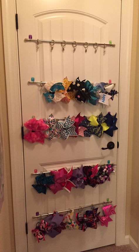 Cheer bow organizer Cheer Bow Organizer, Cheer Room Decor, Cheer Room, Cheerleading Diy, Diy Clothes Organiser, Diy Bow Holder, Cheer Bow Holder, Frame Jewelry Organizer, Toy Room Organization