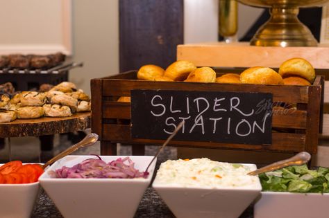 Slider Station Sliders Party, Slider Station, Party Planning Food, Party Sliders, Slider Bar, Tropical Birthday Party, American Party, Tropical Birthday, Catering Ideas