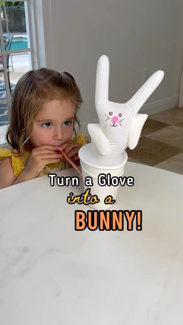 Easy Toddler Activities, Baby Play Activities, Baby Learning Activities, Diy Crafts For Kids Easy, Toddler Art, Toddler Learning Activities, Toddler Fun, A Bunny, Preschool Learning Activities