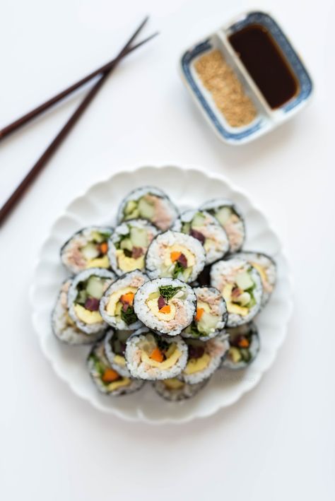 Tuna Kimbap Recipe, Kimbap Recipe Korean, Tuna Kimbap, Recipe Korean Food, Kimbap Recipe, Sushi Healthy, Guam Food, Healthy Road Trip Snacks, Recipe Korean