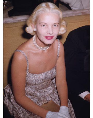 In brocade, pearls, and red lipstick at a Polo party, 1955 Cz Guest Style, C Z Guest, Aga Khan Iii, Cz Guest, Cornelia Guest, Slim Keith, Diana Vreeland, Slim Aarons, Palm Beach Florida