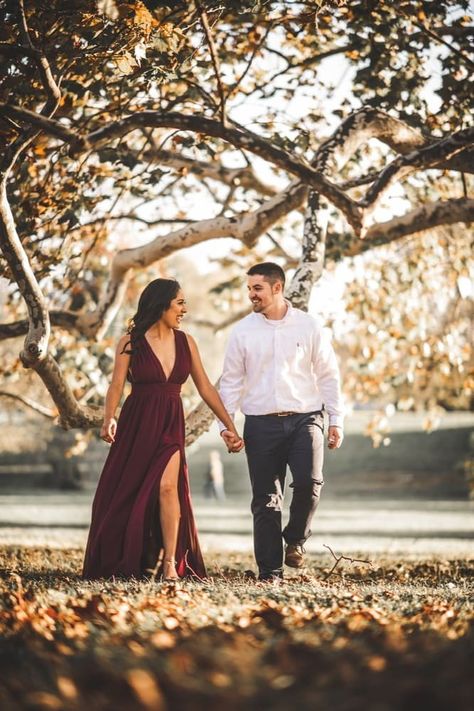 Burgundy Couples Outfit Formal, Burgundy Dress Photoshoot, Burgundy Engagement Pictures Outfit, Maroon Engagement Dress, Wine Red Engagement Dress, Burgundy Dress Engagement Pictures, Engagement Photos Burgundy Dress, Burgundy Engagement Pictures, Maroon Engagement Photos