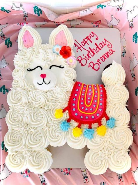 Lama Cupcakes, Llama Cupcake Cake, Pull Apart Cupcake Cake, Llama Party, Cakes Inspiration, Pull Apart Cupcakes, Desert Scene, Cake Decorating Designs, Cupcake Cake