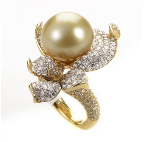 18K Yellow Gold Diamond & Yellow Pearl Flower Ring Pearl Flower Ring, Diamond Bracelet Design, Pearl Engagement Ring, Yellow Pearl, Golden South Sea Pearls, Diamond Rings Design, Modern Engagement Rings, Premier Designs Jewelry, Luxury Diamonds