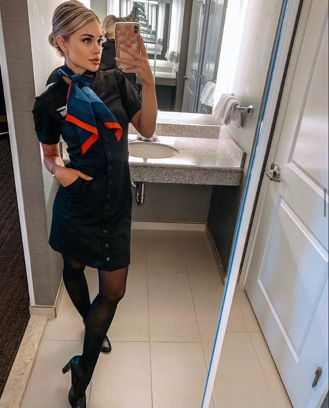 American Airlines Flight Attendant Uniform, Flight Attendant American Airlines, Cabin Crew Hairstyles, Indy Ivers, American Airlines Flight Attendant, Air Hostess Uniform, Air Stewardess, Flight Girls, Tight Skirts