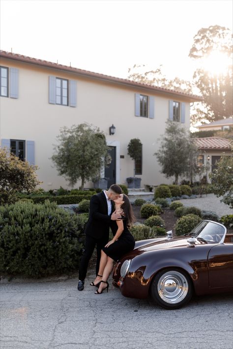 Unique Engagement Photos Creative Fun, Vintage Car Photoshoot, Sun Valley California, Car Themed Wedding, Silly Outfits, California Photoshoot, Hairstyles Dress, Traditional Poses, Car Engagement Photos