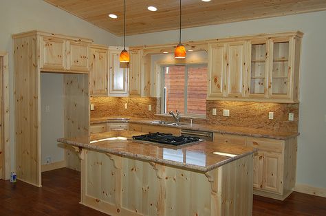 Pine Cupboards Kitchen, Pine Cabinets Kitchen, Knotty Pine Cabinets, Knotty Pine Kitchen, Small Kitchen Diner, Organised Kitchen, Pine Kitchen Cabinets, Amish Cabins, Future Log