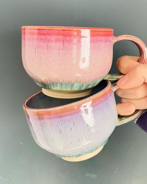 Handmade Mugs, Keramik Design, Handmade Mug, Pottery Crafts, Ceramics Pottery Art, Ceramics Ideas Pottery, Pottery Designs, Dream House Decor, Pottery Mugs