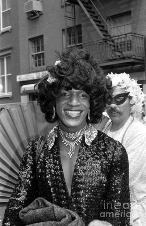 Vintage Protest Photos, Historical Queer Photos, Queer People Photography, Queer Culture Aesthetic, Storme Delarverie, Queer Black Women, Vintage Queer, Lgbtq Aesthetic, Marsha P Johnson