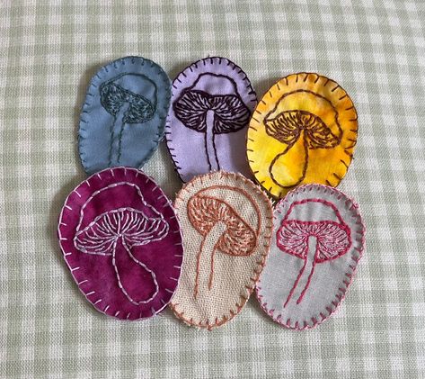 Hand Embroidery Patches Design, Painted Patches Diy, Cool Pins And Patches, Clothing With Patches, Home Made Patches, Hand Made Patches, Simple Mushroom Embroidery, Handmade Patches Diy, Embroidery Patches On Clothes