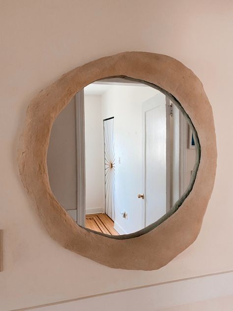 Diy Plaster Mirror Frame, Cute Bathroom Aesthetic, Circle Mirror Diy, Ipad 2023, Stone Spray Paint, Mirrors Urban Outfitters, Mirrors Diy, Blob Mirrors, Heart Skips A Beat