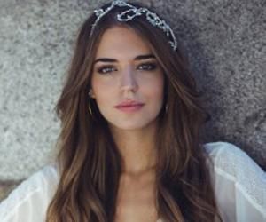 Clara Alonso is a famous Spanish model. Description from thefamouspeople.com. I searched for this on bing.com/images Rectangle Face, Clara Alonso, Perfect Eyebrow, Spanish Woman, Dylan Sprouse, Girl With Brown Hair, Makeup Eyes, Perfect Eyebrows, Walt Disney Pictures