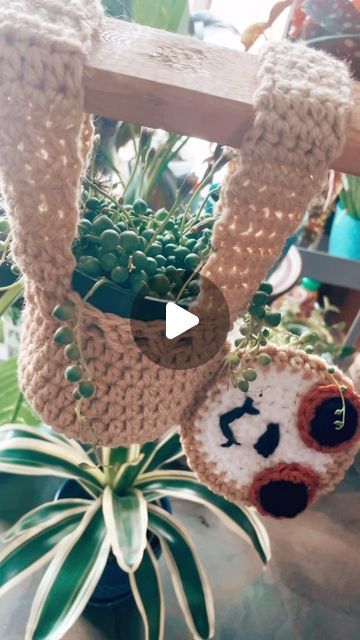 Crocheted Sloth, Fox Crochet, Crochet Plant Hanger, Personal Social, Crochet Plant, Social Media Accounts, Plant Hangers, Plant Holder, Plant Holders