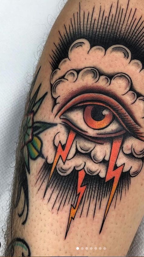 Traditional Tattoo Eye, All Seeing Eye Tattoo, Tato Tradisional, Bolt Tattoo, Tato Minimal, Evil Eye Tattoo, Traditional Style Tattoo, Traditional Tattoo Sleeve, Cloud Tattoo