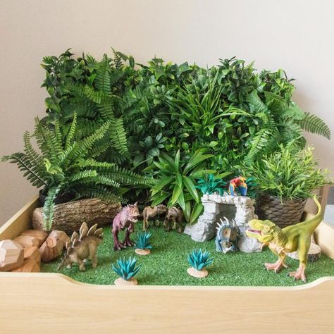 Dinosaur Small World, Diarama Ideas, Dinosaur Garden, Dinosaur Play, Tree House Diy, Sensory Bottles, Diy Tree, Kids Projects, Small World Play