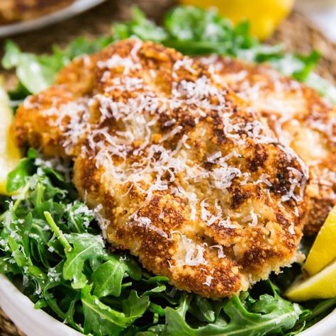 Veal Scallopini Milanese Style Chicken Cutlet Dinner Ideas, Veal Scallopini Recipes, Veal Cutlet Recipes, Dinner Ideas Crockpot, Milanese Style, Veal Parmesan, Meatloaf Stuffed, Veal Milanese, Homemade Scalloped Potatoes