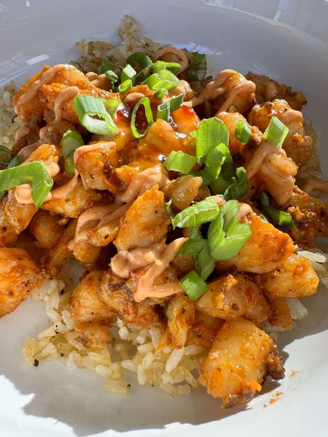 Crispy Rice Shrimp Bowl - Cook Like Lauren Crispy Rice Shrimp, Rice Shrimp Bowl, Sushi In A Bowl, Sweet Spicy Shrimp, Rice Shrimp, Sweet And Spicy Shrimp, Shrimp Bowl, Ultimate Grilled Cheese, Italian Chopped Salad