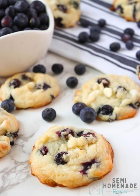 Blueberry Vanilla Cake Mix Cookies - soft semi homemade vanilla cookies that are packed full of white chocolate chips and fresh blueberries! Blueberry Cake Mix Cookies, Blueberries Cookies, Vanilla Cake Mix Cookies, Soft Butter Cookies Recipe, Blueberry Cookies Recipes, Raspberry Cheesecake Cookies, Blueberry Cake Mix, Crumble Cookie Recipe, Berry Cookies