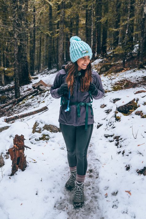 Beginners Guide To Winter Backpacking - The Wandering Queen Dress For Winter, Hiking Outfits, Winter Hiking, Hiking Gear, Hiking Outfit, I Hope, Hiking, Walking, Hiking Equipment