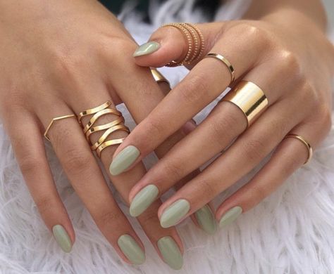 Stars Nails, Manicured Nails, Smink Inspiration, Makijaż Smokey Eye, Breakfast At Tiffany's, Trim Nails, Oval Nails, Minimalist Nails, Dream Nails