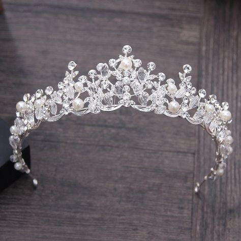 Crystal Veil, Veil Tiara, Wedding Hairstyles With Crown, Crystal Crowns, Crystal Crown Tiaras, Hair Accessories Tiara, Crown Headpiece, Wedding Hair Head Piece, Wedding Hair Jewelry