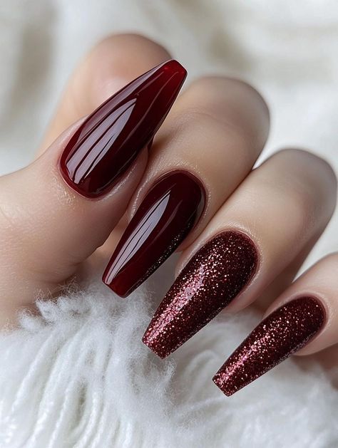 Unwrap the gift of gorgeous Christmas coffin nails this winter! Choose from 23 dazzling designs that capture the warmth and wonder of the season. Whether you prefer subtle shimmer or bold statement art, these elongated beauties will have you feeling merry and bright. Let your nails be the star of every holiday party! Holiday Nails Acrylic Coffin, Elegant Nails Christmas, Burgundy Sparkle Nails, Winter Ombre Nails Ideas, Coffin Holiday Nails, Elegant Nails Classy 2024, Matte Holiday Nails, Holiday Nails Coffin, Christmas Coffin Nail Designs