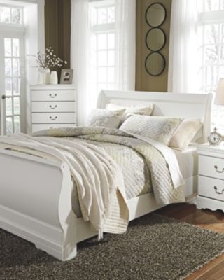 Anarasia Queen Sleigh Headboard, White King Sleigh Bed, Queen Sleigh Bed, Ashley Home, Modern Sofa Living Room, Sleigh Bed, White Headboard, Sleigh Beds, Louis Philippe, Queen Headboard