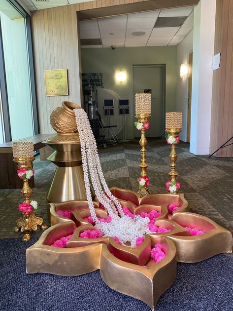 Arangetram Decoration Ideas, Arangetram Decor, Entrance Decoration Ideas, Brown Eyes Aesthetic, Lobby Ideas, Dance Decorations, Entrance Decoration, Flower Garland Wedding, Housewarming Decorations