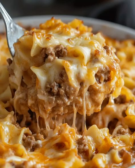 Amish Country Casserole - Easy weeknight dinners - optimal recipes Amish Country Casserole Ground Beef, Amish Noodle Casserole, Amish Casserole Ground Beef, Amish Country Casserole Recipe, Amish Country Casserole, Country Casserole, Hotdish Recipes, Amish Food, Ground Beef Casserole Recipes