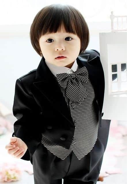 Korean Baby Boy, Boy Hairstyle, Kid Tuxedo, Wedding Outfit For Boys, Korean Kids, Boy Haircut, Baby Boy Haircuts, Baby Boy Hairstyles, Boys Tuxedo