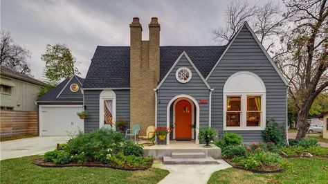 Paint Exterior House, 1930s Cottage, 1930s Decor, Whole House Design, Sarah Wilson, Tudor Cottage, Fireplace Set, Compact House, Tudor Style Homes