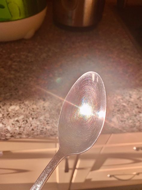 LMAO HOW CAN A SPOON BE AESTHETIC- Cool Spoons, Aesthetic Spoon, Spoon Aesthetic, Friend Video, House Vibes, Kids Tv Shows, Best Friend Gifs, Friends Gif, Group Therapy