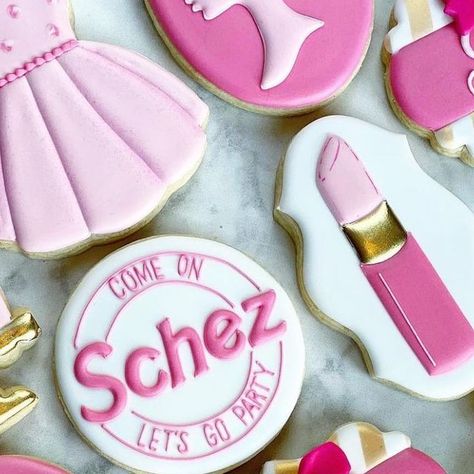 Barbie Cookies, Bachelorette Cookies, Sixth Birthday, Cookie Decorating Party, Sugar Cookie Royal Icing, Decorating Party, Barbie Theme, Creative Birthday Cakes, Barbie Cake