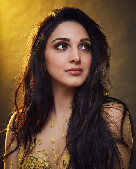 Bollywood Photos, Kiara Advani, Bollywood Girls, Indian Actress Hot Pics, Bollywood Celebrities, Actress Photos, Bollywood Fashion, Bollywood Actress, Lehenga