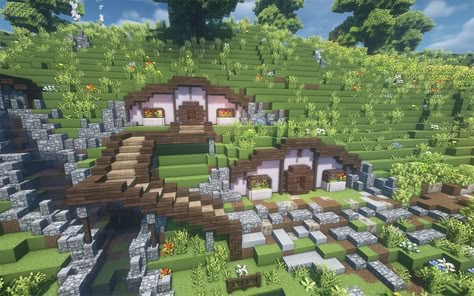 Hobbit House Minecraft Interior, Hobbit House Minecraft, Houses Inside, Hobbit Houses, Minecraft Decoration, Aesthetic Minecraft, Casa Hobbit, Minecraft Banner, Minecraft Aesthetic