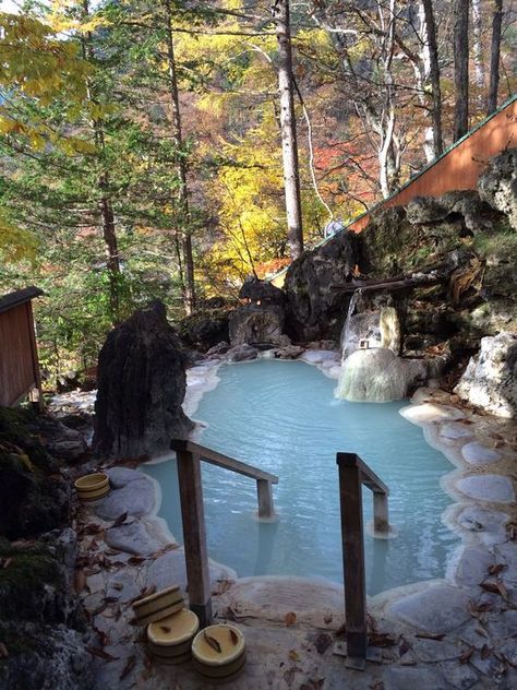 Onsen Japan, Japanese Onsen, Japanese Hot Springs, Nagano Japan, Outdoor Spa, Camping Checklist, Hot Spring, Wolfram, Hot Tubs