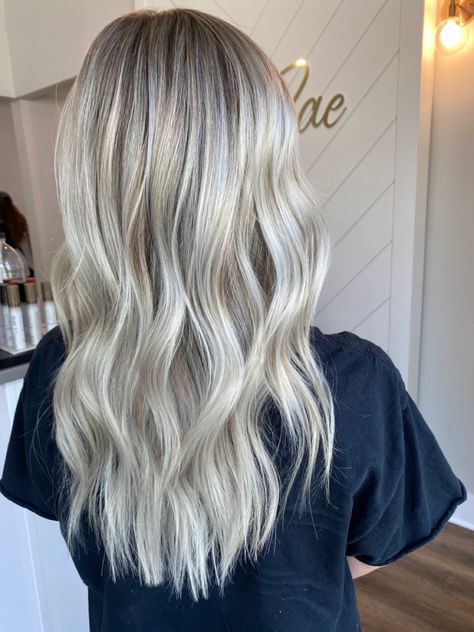 Low Maintenance Icy Blonde Hair, Cool Ash Blonde With Shadow Root, Winter Blonde Hair Shadow Root, Medium Length Icy Blonde Balayage, Icy Blonde Hair With Shadow Root Medium Length, Icy Blonde Dimensional Hair, Mid Length Blonde Hair, Hair Contouring, Platinum Blonde Hair Color