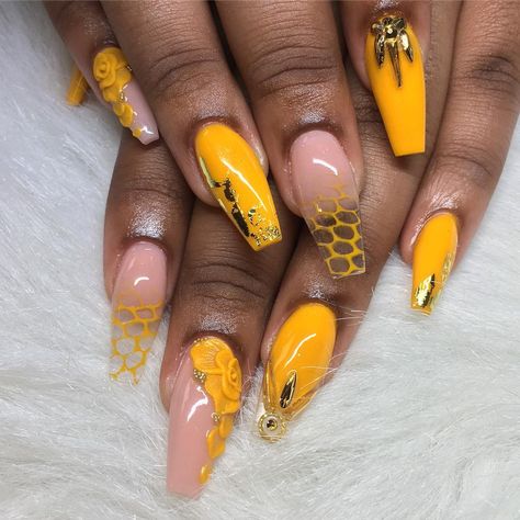 Yellow Themed Nails, Bright Yellow Acrylic Nails, Yellow Glam Nails, Highlighter Yellow Nails Design, Highlight Yellow Nails, Sunflower Nail Art, Bee Nails, Organic Nails, Sculptured Nails