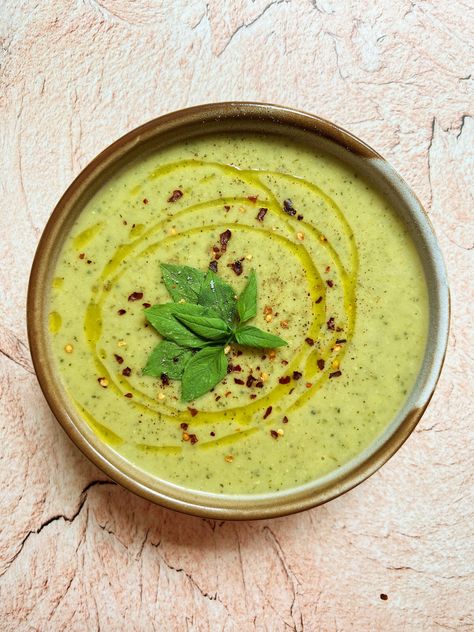 Curry Zucchini, Soup With Curry, Zucchini Soup Recipes, Creamy Curry, Creamy Asparagus, Zucchini Soup, Dairy Free Cream, Summer Soup, Green Curry Paste