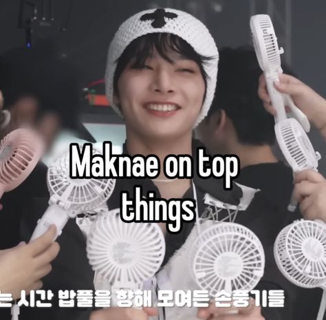 Leeknow Hyunjin, Homeless Kids, Straykids Changbin, Felix Yongbok, Silly Kids, Bear Grylls, Skz Memes, Yang Jeongin, Skz In Cute